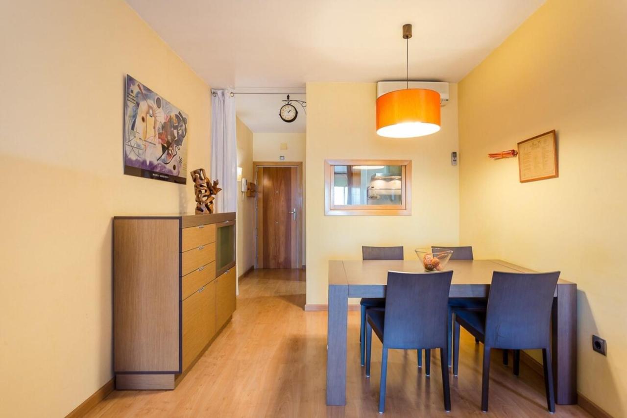 Comfortable 3bed With Amazing Views Over *